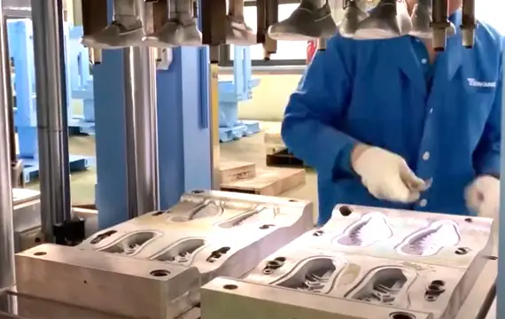 EVA Compression Molding Machine | Tien Kang